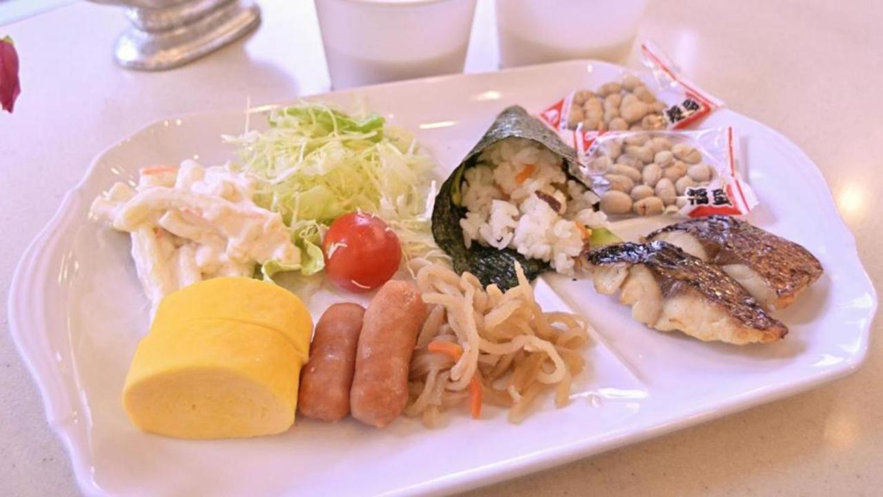 Toyoko Inn Shin-Osaka Higashi-Mikuni Ekimae Extérieur photo