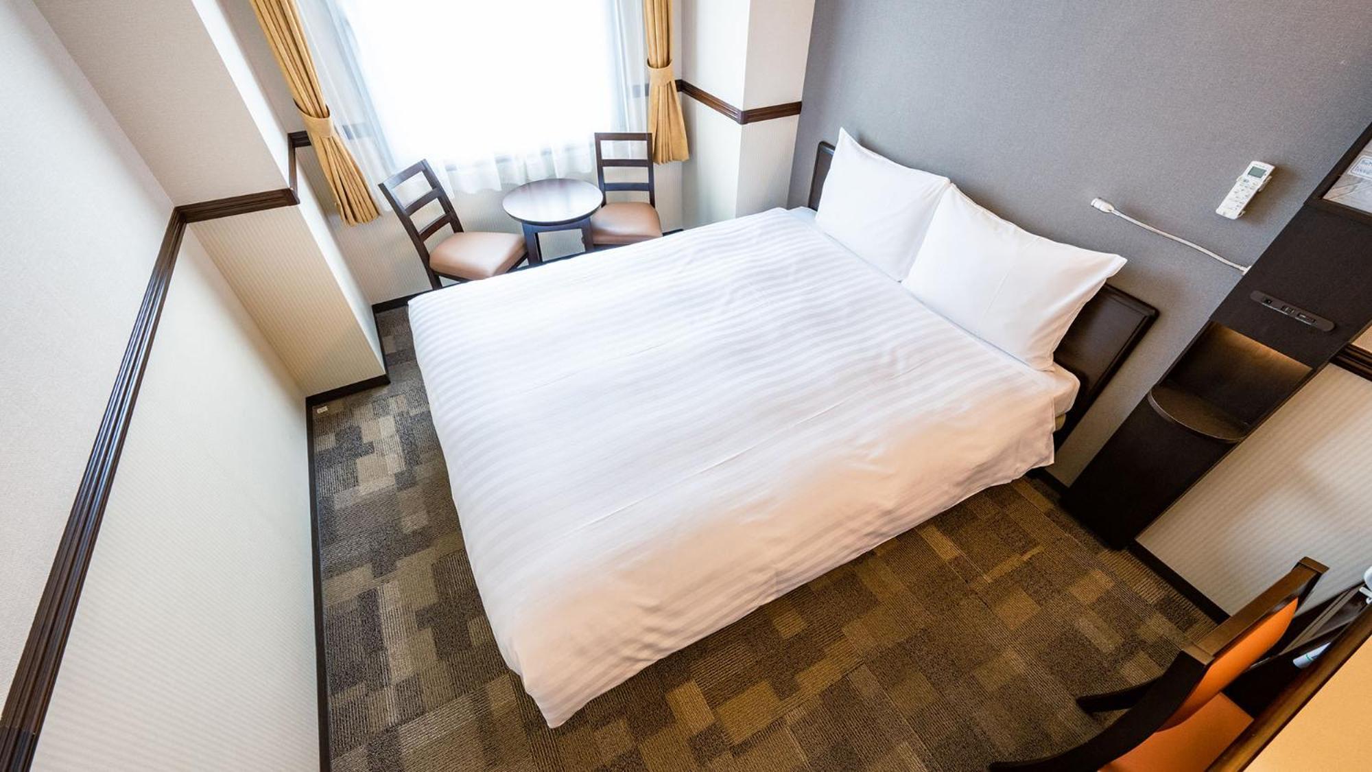 Toyoko Inn Shin-Osaka Higashi-Mikuni Ekimae Chambre photo